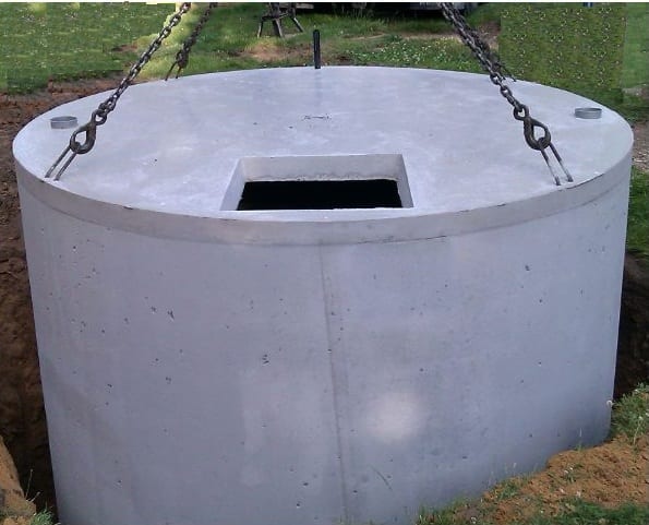 Cuve de stockage eau de pluie, eau de forage, puits, source - Citerne  2000L, 3000L et 5000L